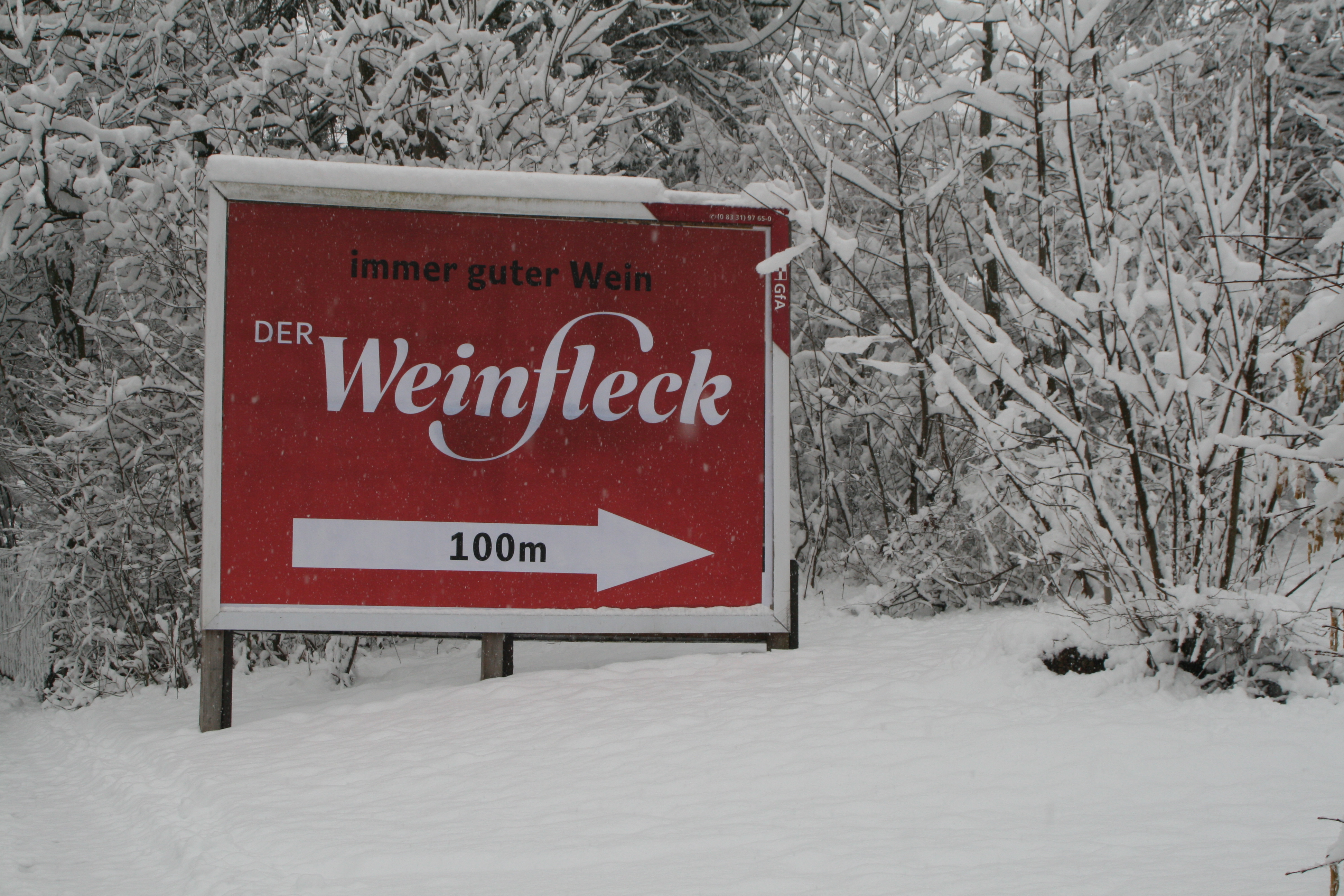 Plakatwand-Weinfleck-Memmingen-Hhnerberg