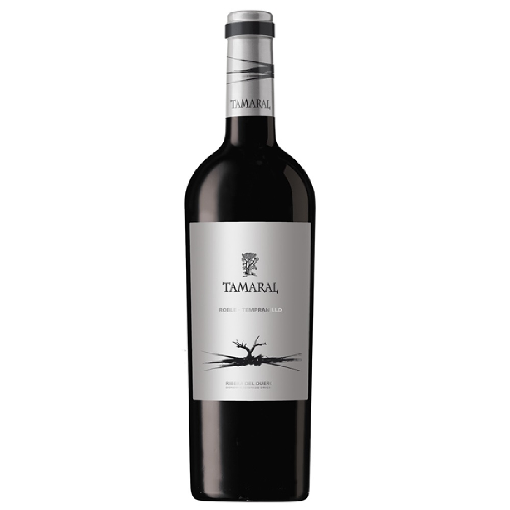 383118_0003 Rotweinflasche Tamaral Tempranillo Roble mit silbernem Etikett, zentralem Logo, schwarzer Illustration eines Rebstocks und Herkunftsangabe Ribera del Duero