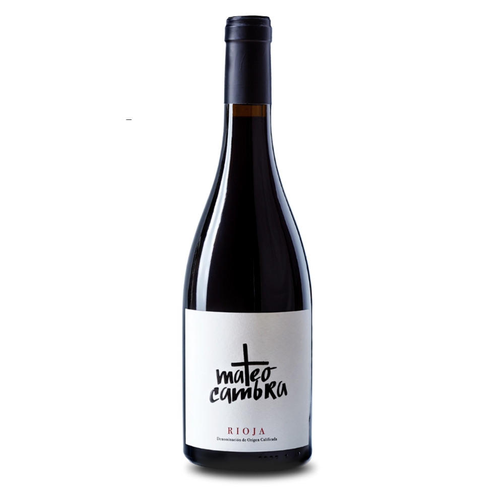 4449_0002 Rioja Rotwein Mateo Cambra Garnacha, schlanke dunkle Flasche mit weißem Etikett und schwarzem Korkverschluss